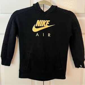 Nike Air Black and Gold Kids Sweatshirt Size 6 (Boys Fit)